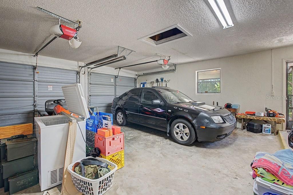 En Venta: $329,900 (3 camas, 2 baños, 2000 Pies cuadrados)
