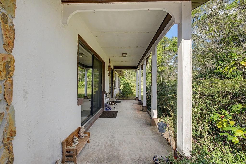 En Venta: $329,900 (3 camas, 2 baños, 2000 Pies cuadrados)