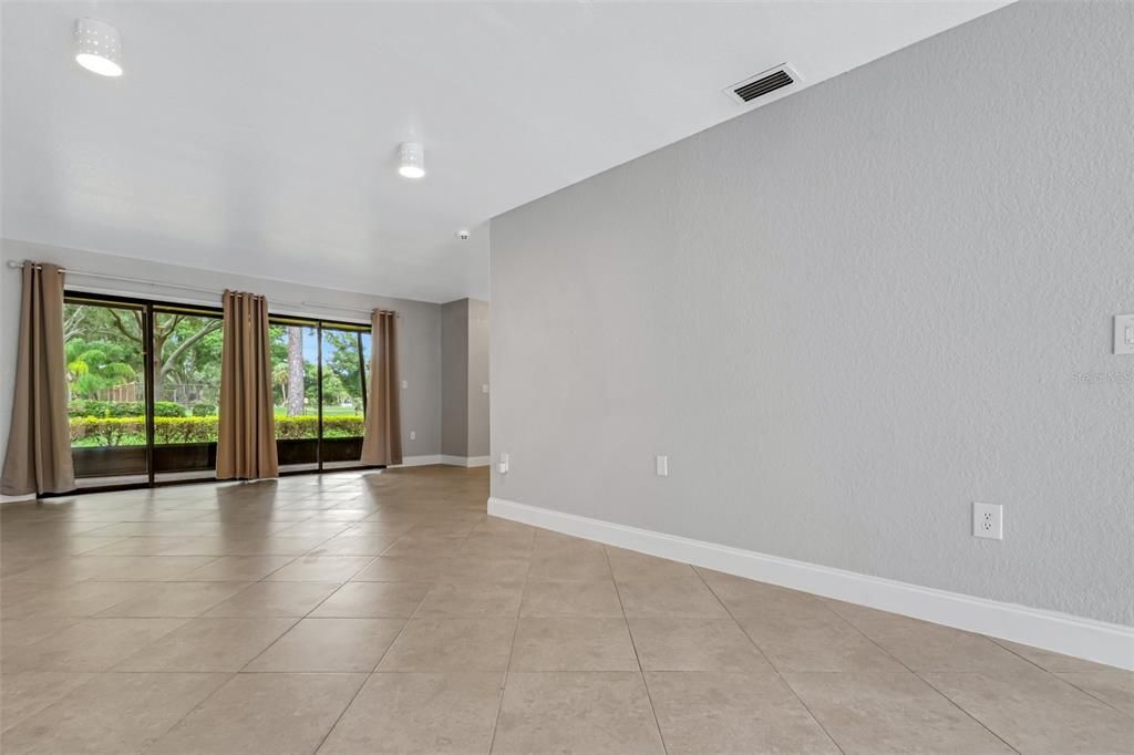 For Rent: $2,100 (2 beds, 2 baths, 2288 Square Feet)