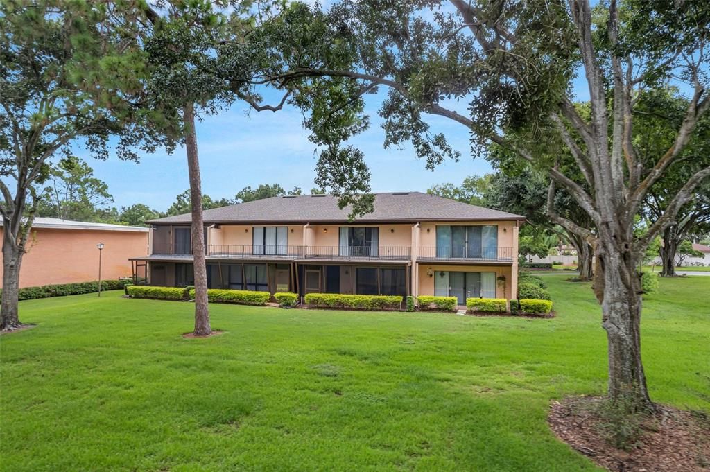For Rent: $2,100 (2 beds, 2 baths, 2288 Square Feet)