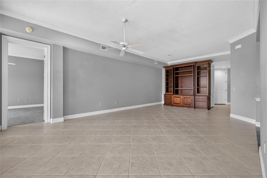 En Venta: $250,000 (3 camas, 2 baños, 1824 Pies cuadrados)