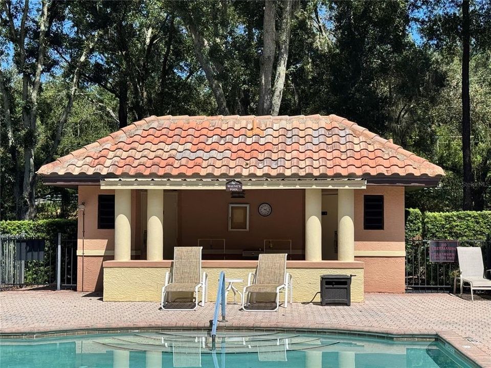 En Venta: $250,000 (3 camas, 2 baños, 1824 Pies cuadrados)