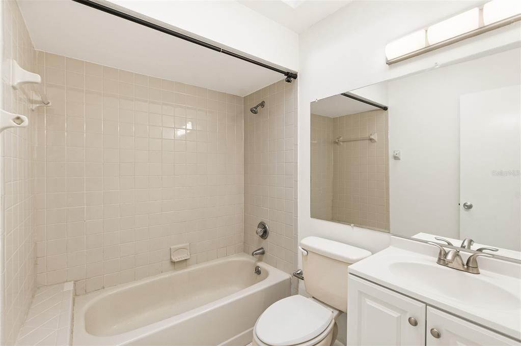 En Venta: $369,000 (3 camas, 2 baños, 1433 Pies cuadrados)