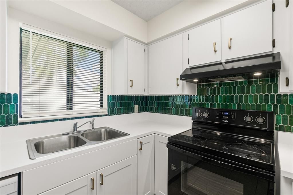 En Venta: $369,000 (3 camas, 2 baños, 1433 Pies cuadrados)