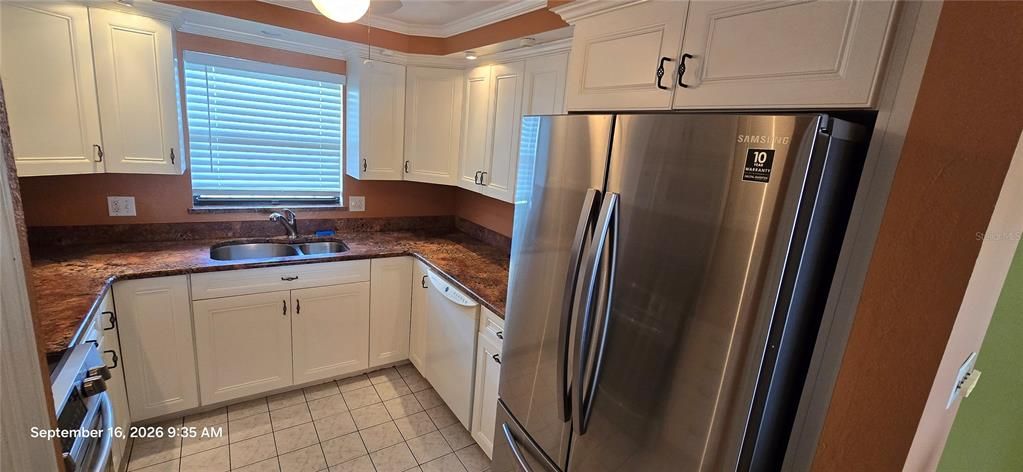 В аренду: $1,600 (2 спален, 2 ванн, 1150 Квадратных фут)