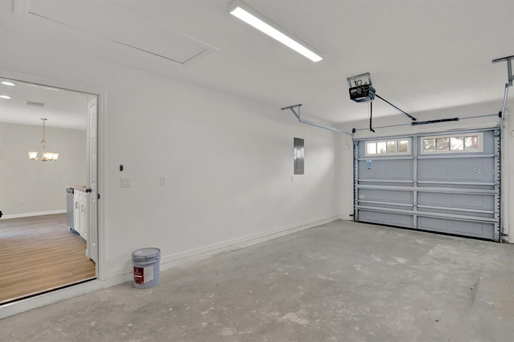 For Sale: $269,900 (3 beds, 2 baths, 1128 Square Feet)