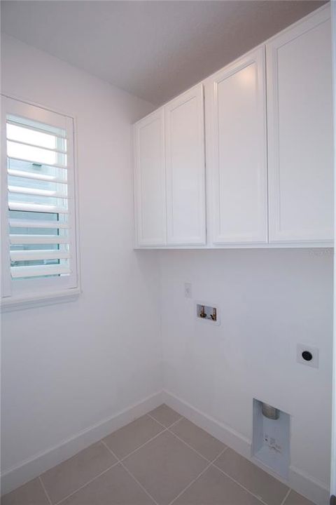 For Rent: $4,140 (4 beds, 3 baths, 3094 Square Feet)