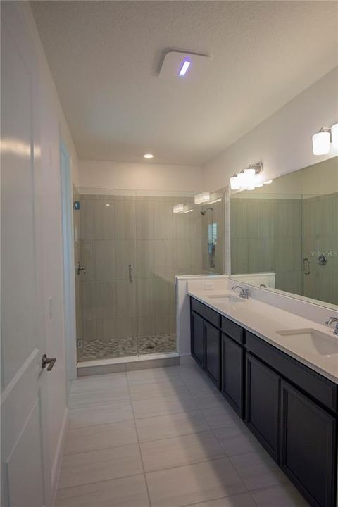 For Rent: $4,140 (4 beds, 3 baths, 3094 Square Feet)
