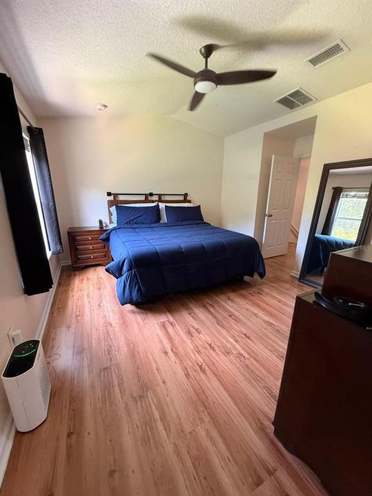En Venta: $200,000 (2 camas, 2 baños, 1268 Pies cuadrados)