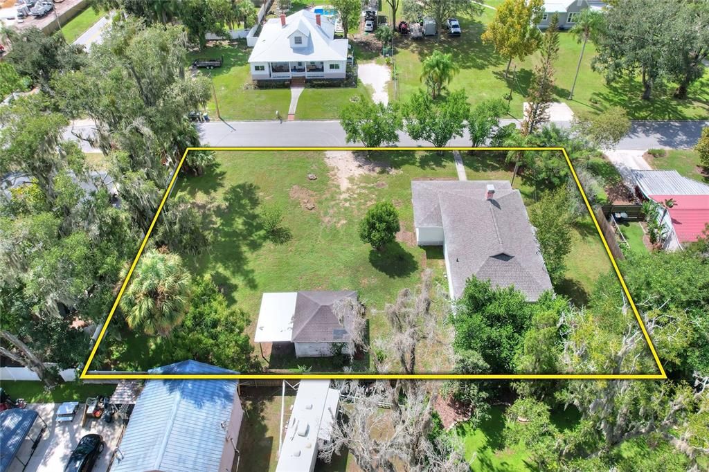 Activo con contrato: $325,000 (3 camas, 2 baños, 1524 Pies cuadrados)