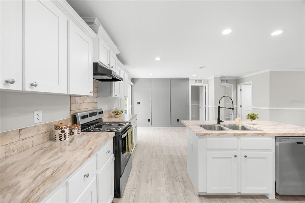 En Venta: $249,900 (3 camas, 2 baños, 1280 Pies cuadrados)