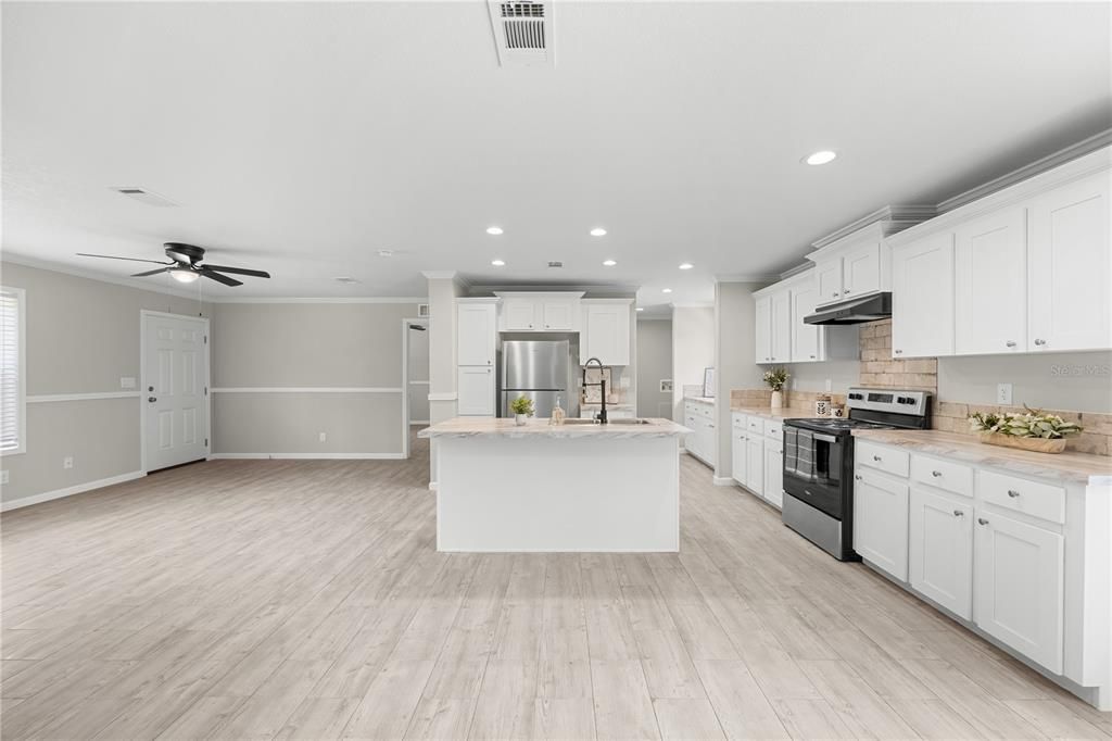 En Venta: $249,900 (3 camas, 2 baños, 1280 Pies cuadrados)