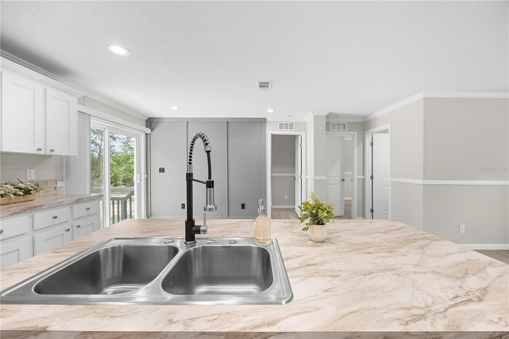 En Venta: $249,900 (3 camas, 2 baños, 1280 Pies cuadrados)