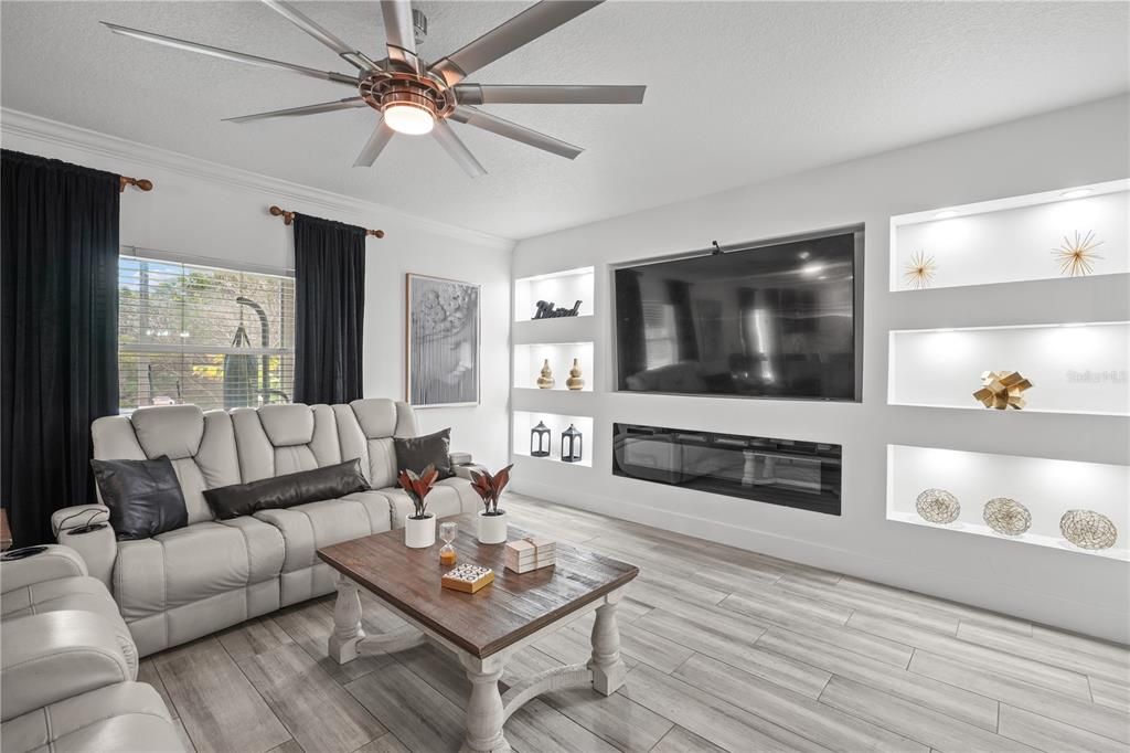 En Venta: $579,000 (4 camas, 3 baños, 3120 Pies cuadrados)