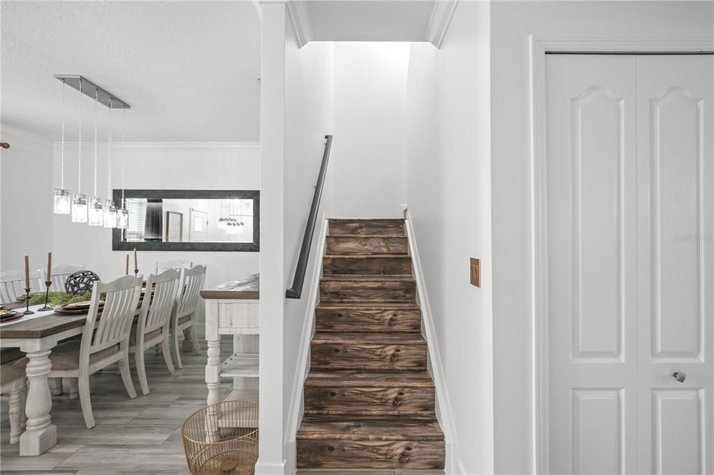 En Venta: $579,000 (4 camas, 3 baños, 3120 Pies cuadrados)