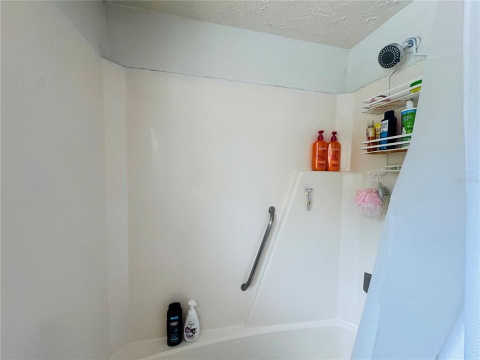 For Rent: $2,100 (2 beds, 2 baths, 1248 Square Feet)