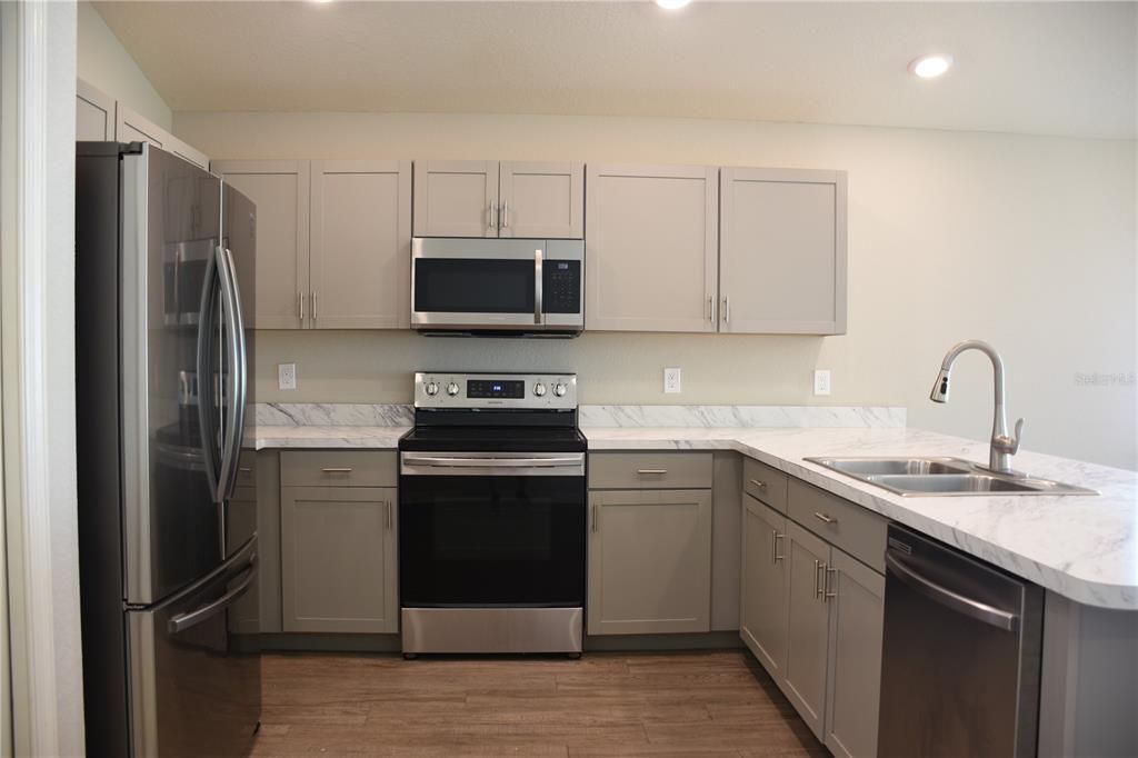 En Venta: $275,000 (3 camas, 2 baños, 1487 Pies cuadrados)