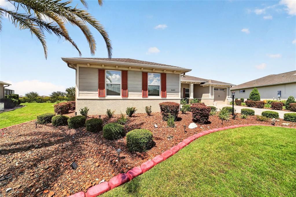 En Venta: $649,850 (3 camas, 3 baños, 2889 Pies cuadrados)