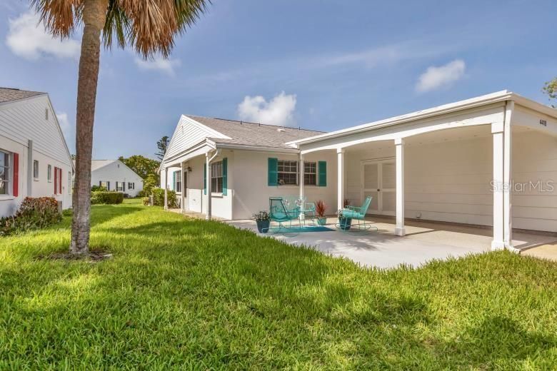 For Sale: $195,000 (1 beds, 1 baths, 893 Square Feet)