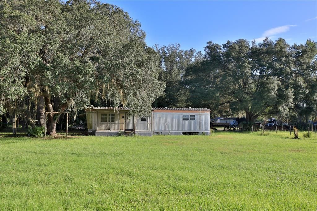 For Sale: $599,000 (5 beds, 3 baths, 2628 Square Feet)