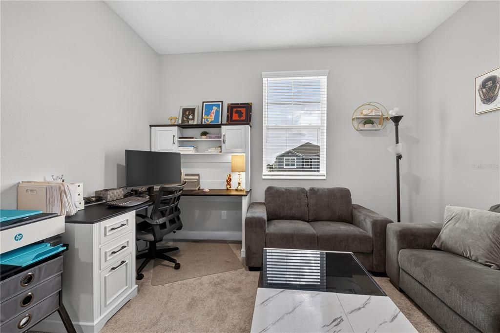 For Sale: $749,900 (5 beds, 4 baths, 3291 Square Feet)