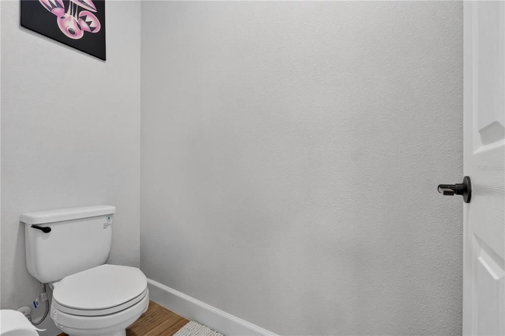 For Sale: $749,900 (5 beds, 4 baths, 3291 Square Feet)