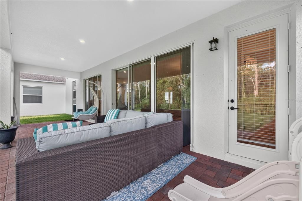For Sale: $749,900 (5 beds, 4 baths, 3291 Square Feet)