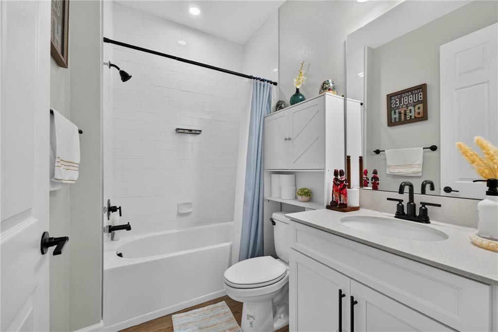 For Sale: $749,900 (5 beds, 4 baths, 3291 Square Feet)