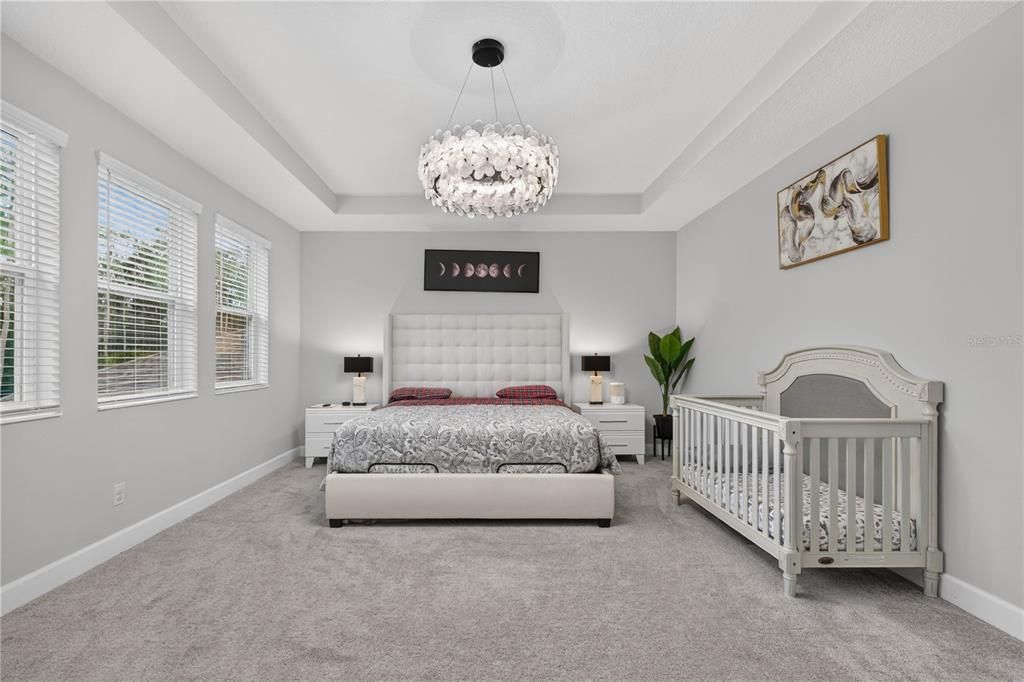 For Sale: $749,900 (5 beds, 4 baths, 3291 Square Feet)