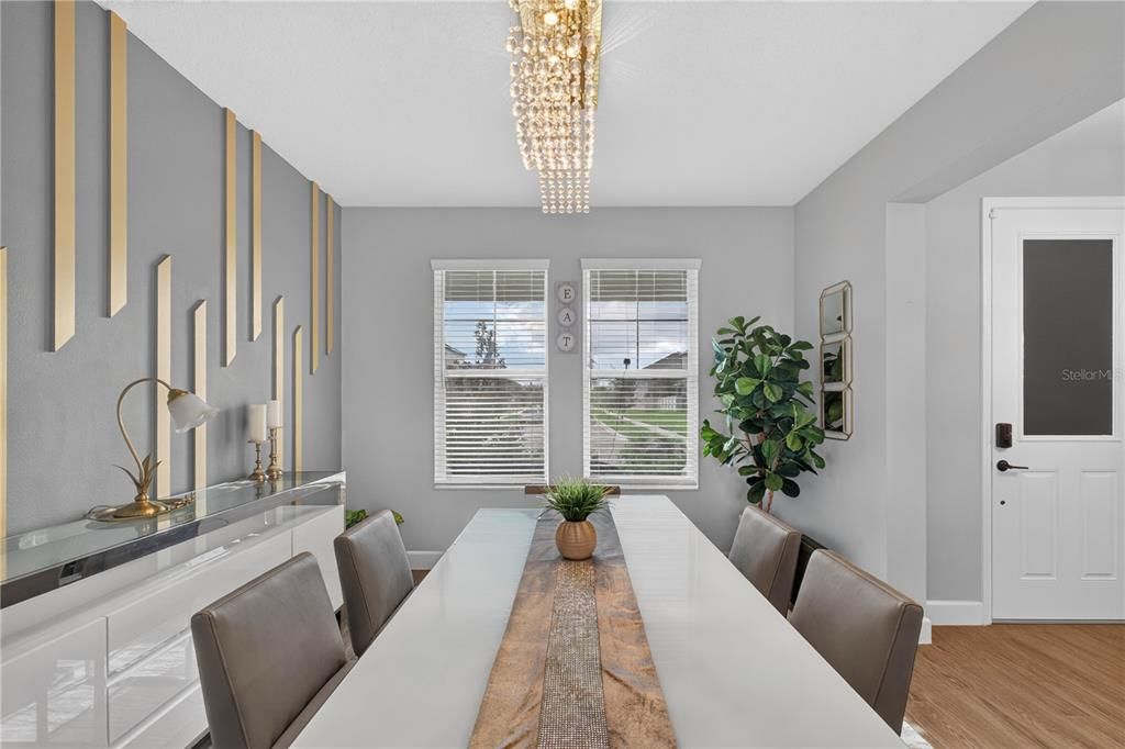 For Sale: $749,900 (5 beds, 4 baths, 3291 Square Feet)