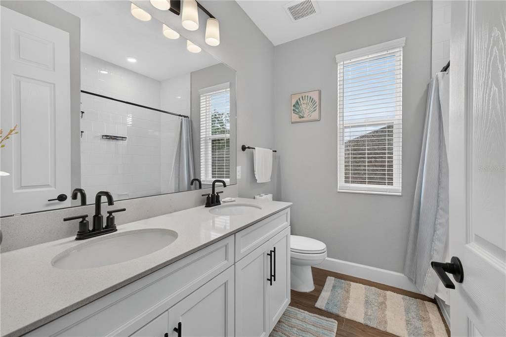 For Sale: $749,900 (5 beds, 4 baths, 3291 Square Feet)
