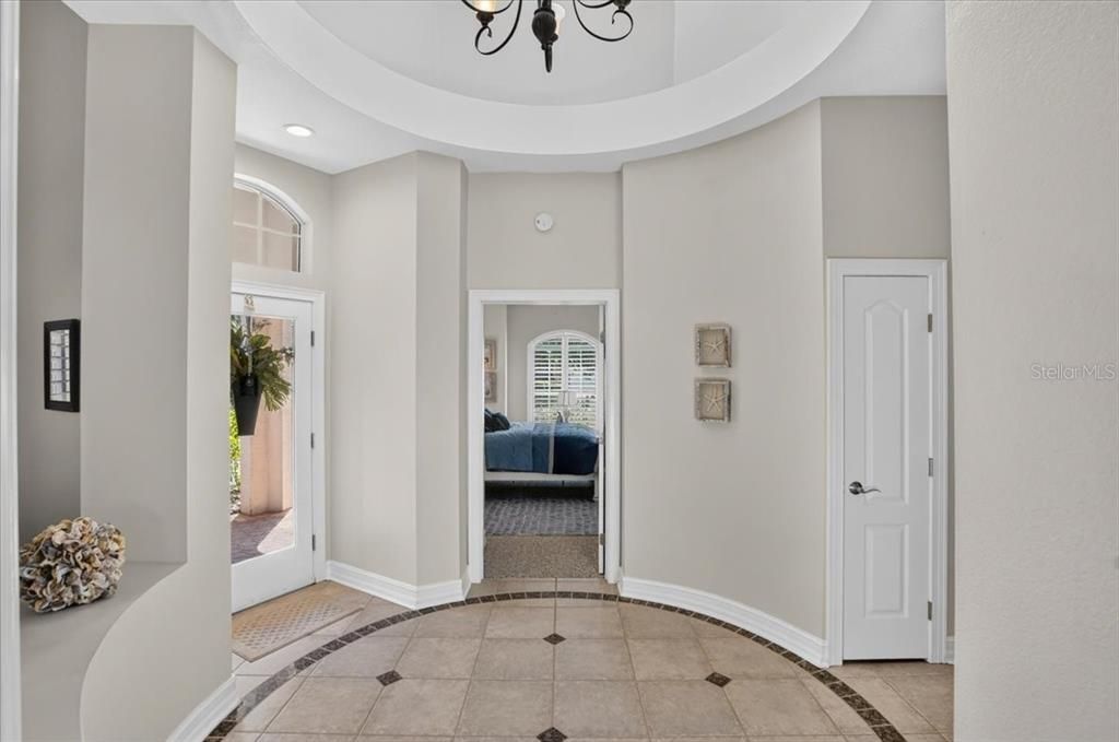For Sale: $1,021,000 (3 beds, 2 baths, 2084 Square Feet)