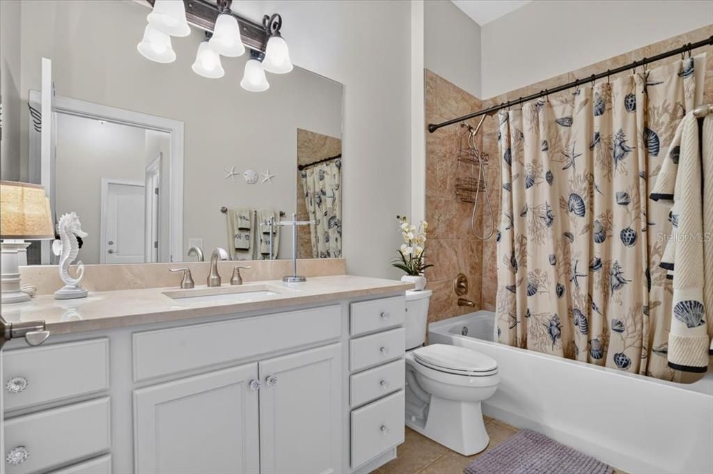 For Sale: $1,021,000 (3 beds, 2 baths, 2084 Square Feet)