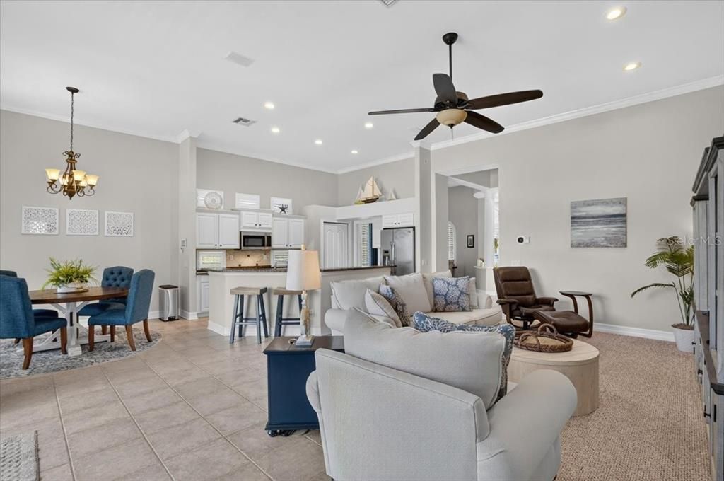 For Sale: $1,021,000 (3 beds, 2 baths, 2084 Square Feet)