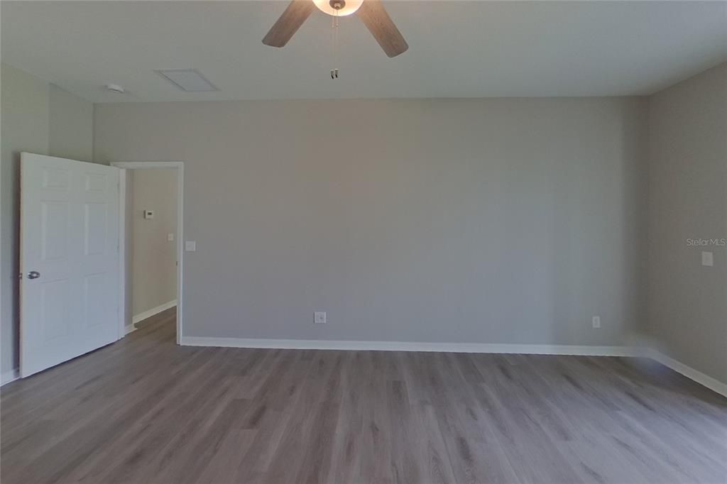 For Rent: $2,249 (3 beds, 2 baths, 1759 Square Feet)