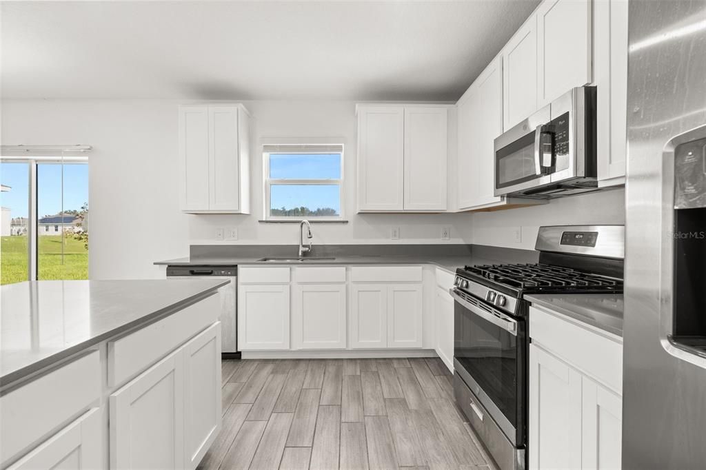 For Sale: $345,000 (4 beds, 2 baths, 2635 Square Feet)