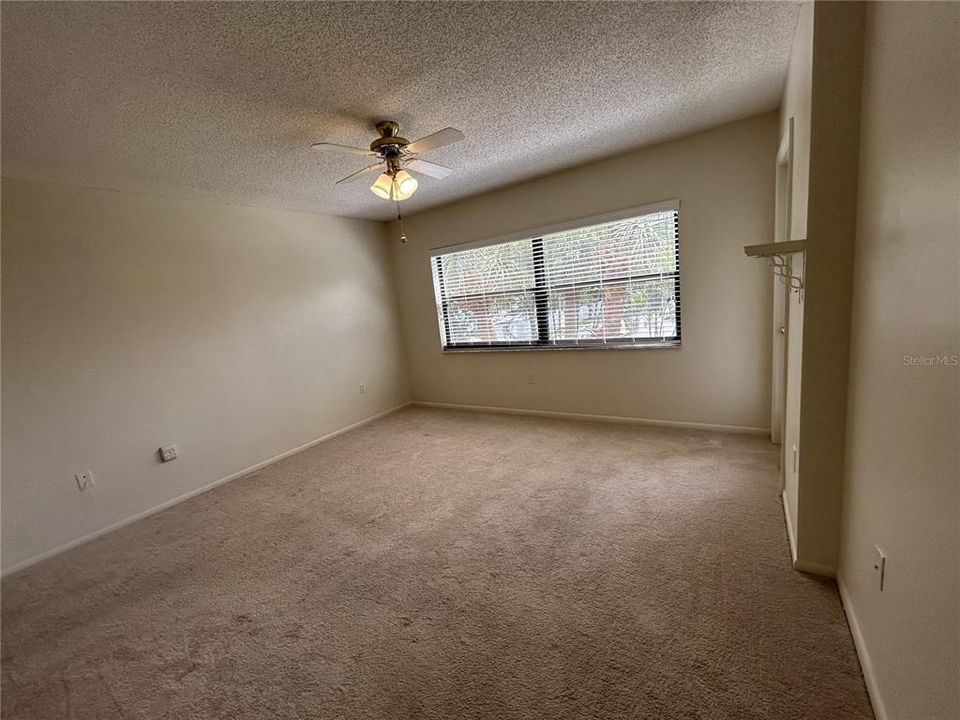 For Rent: $2,100 (2 beds, 2 baths, 1030 Square Feet)