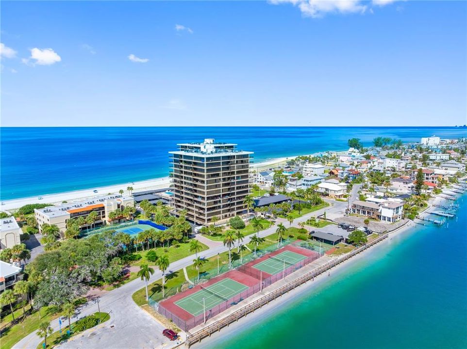 En Venta: $1,250,000 (2 camas, 2 baños, 1510 Pies cuadrados)
