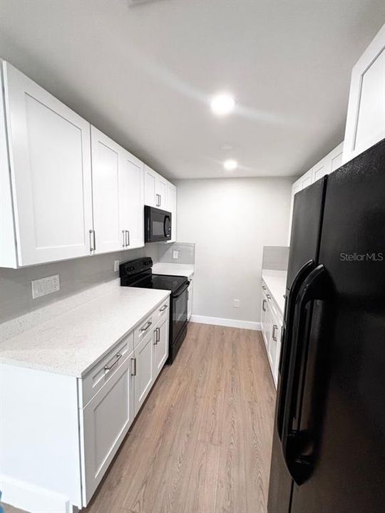 For Rent: $1,800 (2 beds, 1 baths, 1223 Square Feet)