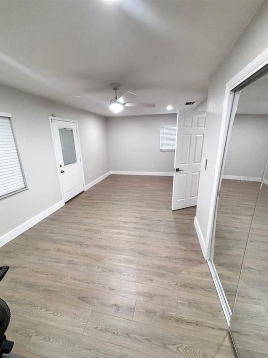 For Rent: $1,800 (2 beds, 1 baths, 1223 Square Feet)