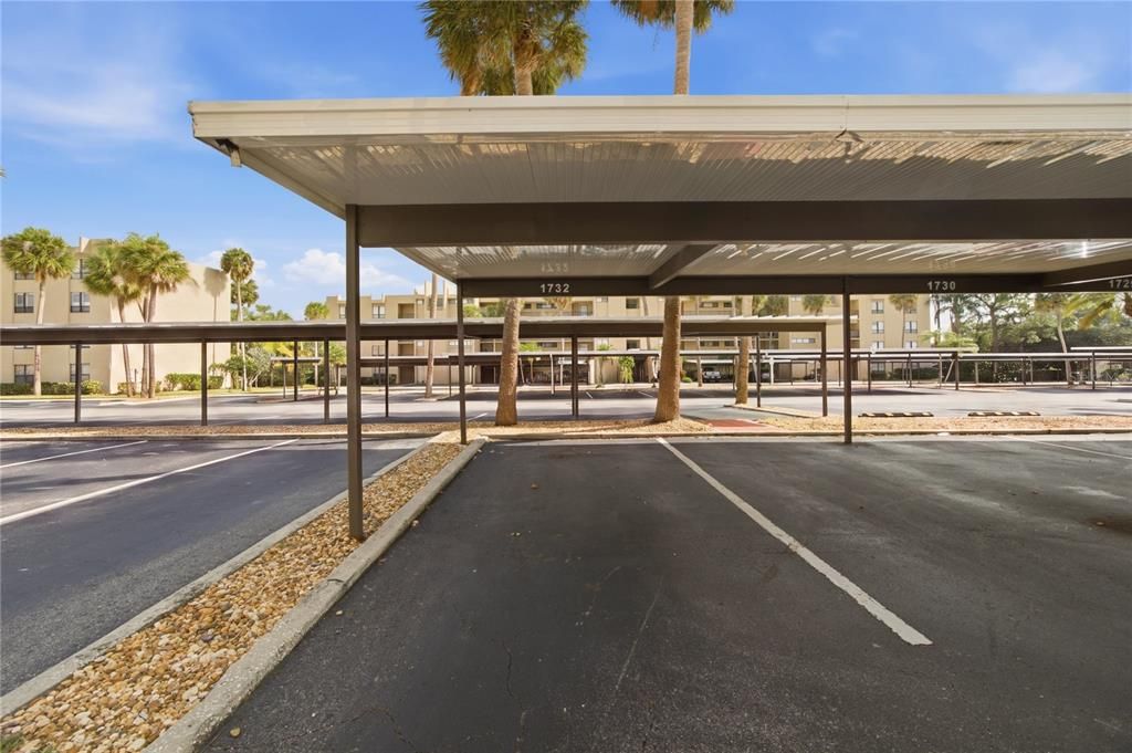 For Sale: $150,000 (1 beds, 1 baths, 810 Square Feet)