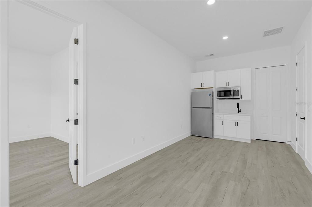For Sale: $399,000 (4 beds, 3 baths, 2222 Square Feet)