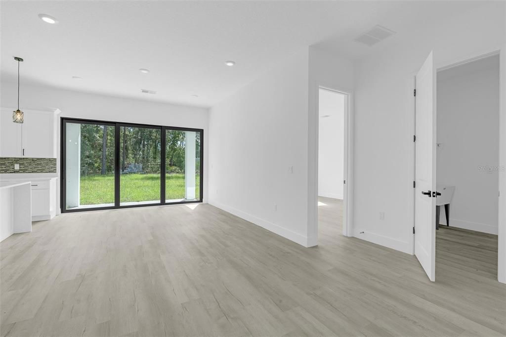 For Sale: $399,000 (4 beds, 3 baths, 2222 Square Feet)