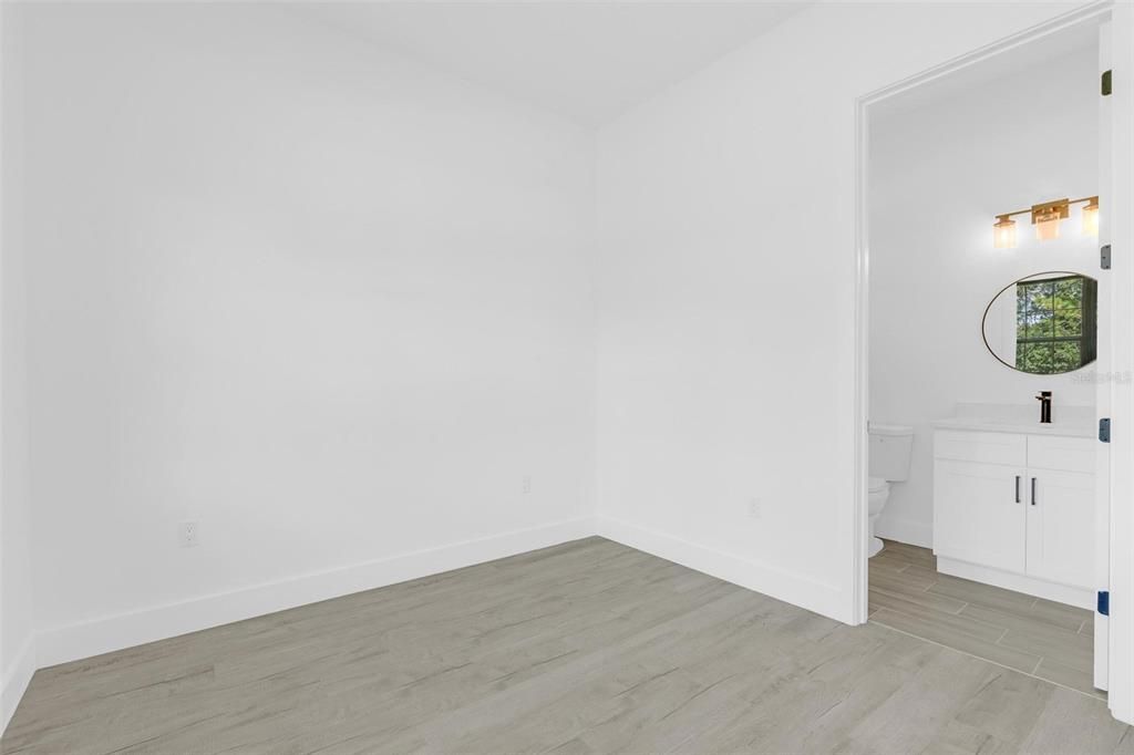 For Sale: $399,000 (4 beds, 3 baths, 2222 Square Feet)