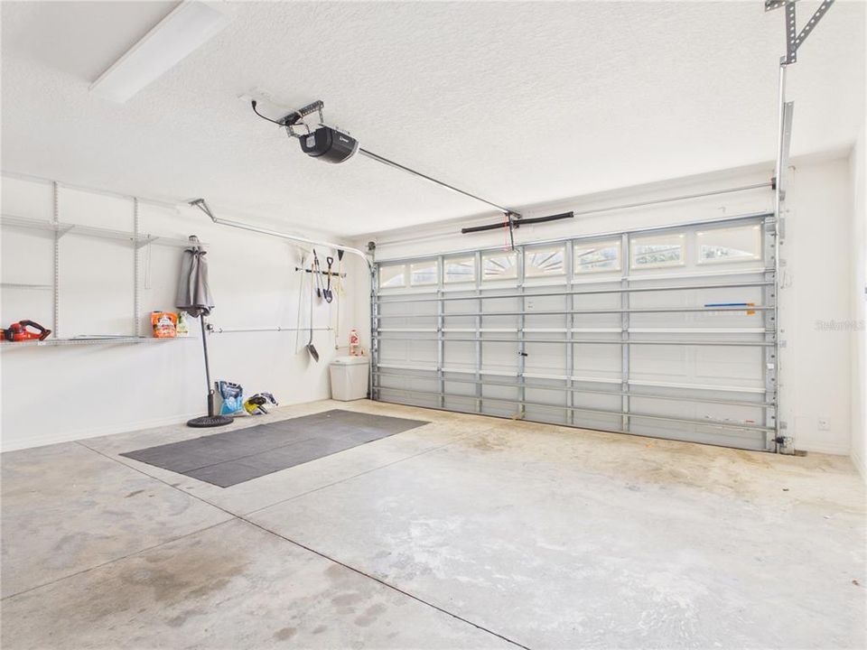 For Sale: $272,000 (2 beds, 2 baths, 1203 Square Feet)