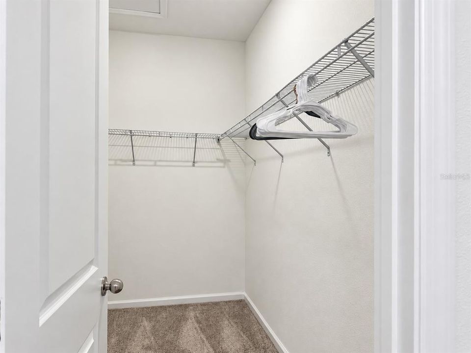 En Renta: $2,520 (4 camas, 2 baños, 1853 Pies cuadrados)
