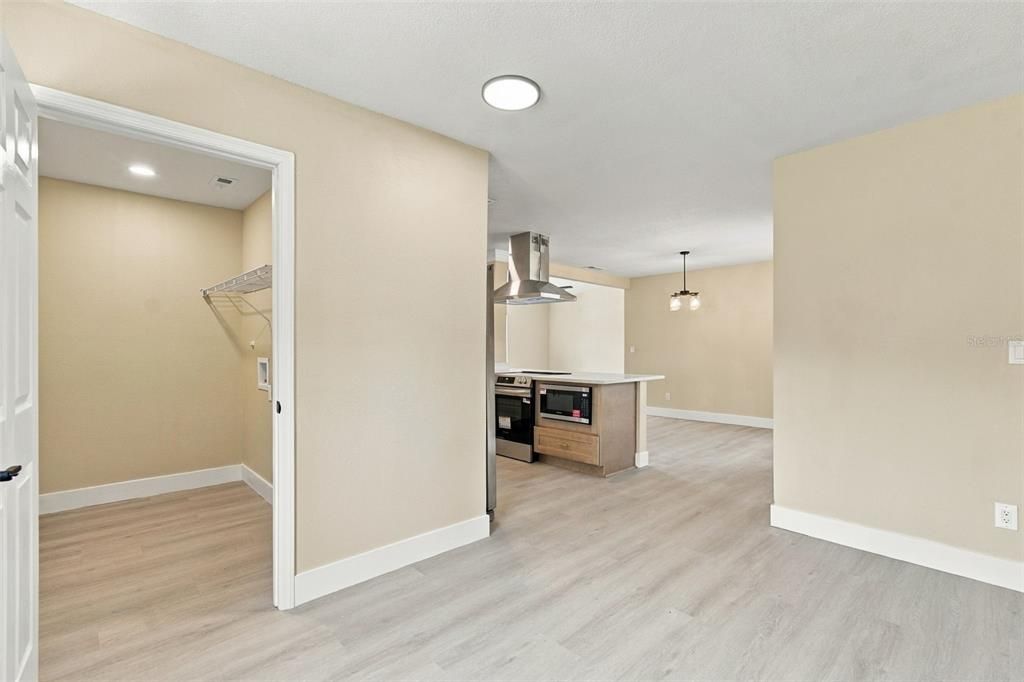 En Venta: $267,500 (2 camas, 2 baños, 1295 Pies cuadrados)