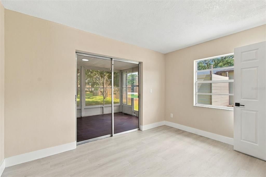 En Venta: $267,500 (2 camas, 2 baños, 1295 Pies cuadrados)