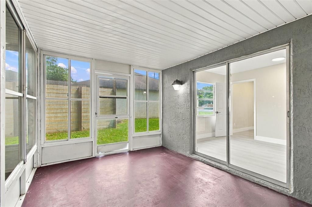 En Venta: $267,500 (2 camas, 2 baños, 1295 Pies cuadrados)