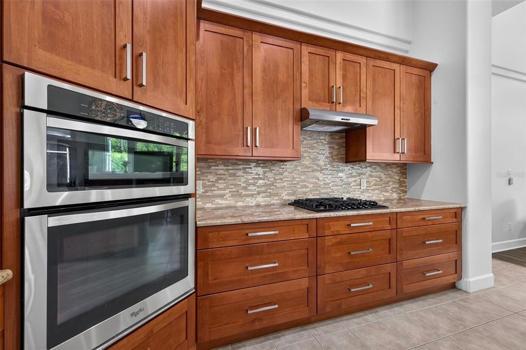 For Sale: $899,000 (5 beds, 4 baths, 3212 Square Feet)